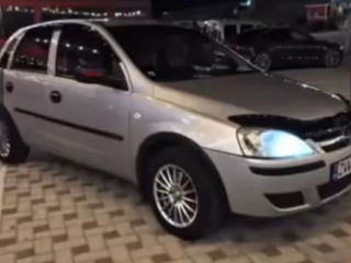 Opel Corsa foto 2