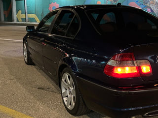 BMW 3 Series foto 4