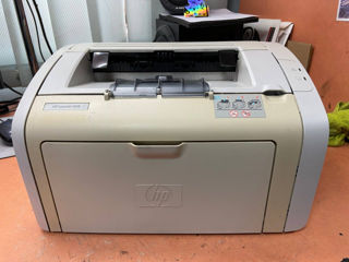 HP LaserJet 1018 800л ресурс 2000 страниц