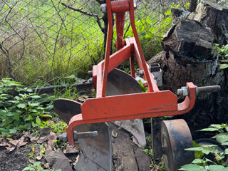 Se vinde tractor japonez Mitshubishi mt 20 și plug grecesc 2 la 20