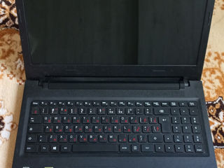 Lenovo Ideapad 100 Intel core i3, 8gb, ssd, hdd.
