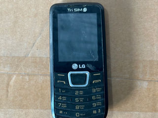 Telefon LG cu 3 Cartele Sim foto 1