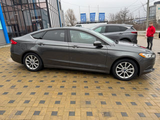 Ford Fusion foto 4