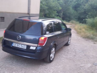 Opel Astra foto 3