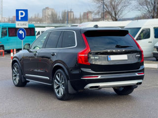 Volvo XC90 foto 10