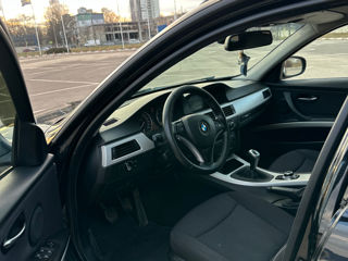 BMW 3 Series foto 5