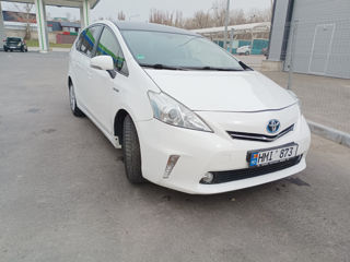 Toyota Prius + foto 4