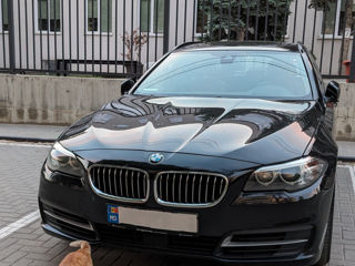 BMW 5 Series foto 1