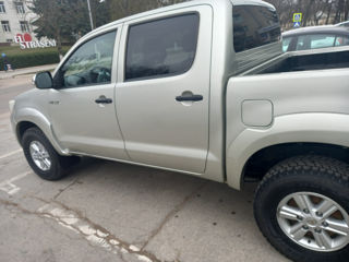 Toyota Hilux foto 9