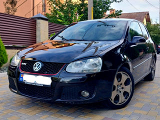 Volkswagen Golf foto 1