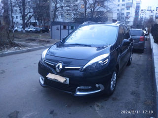 Renault Grand Scenic foto 3