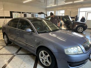 Skoda Superb foto 3