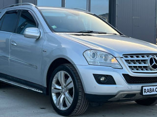 Mercedes GL-Class foto 2