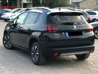 Peugeot 2008 foto 5