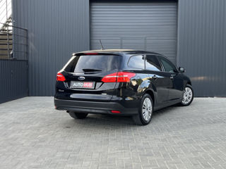 Ford Focus foto 9