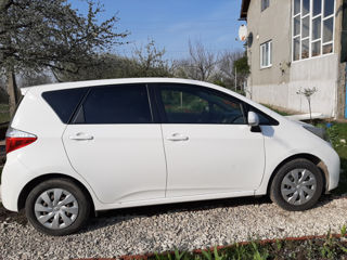 Toyota Verso-S foto 4