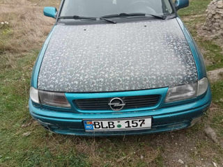 Opel Astra foto 4