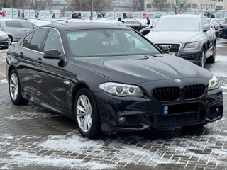 BMW 5 Series foto 5