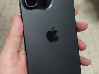 Продам новый iPhone 15 Pro Max foto 2