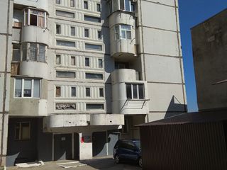 Se vinde apartament 1 camera seria 143 ,50mp,et 5 din 9  comuna Dobrogea,Botanica 18000 euro*!!! foto 7