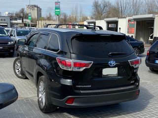 Toyota Highlander foto 5