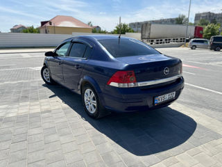 Opel Astra фото 3