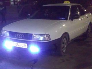 Audi 80 foto 3