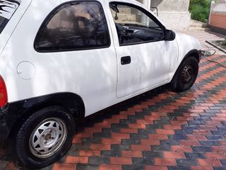 Opel Corsa foto 4