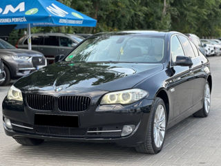 BMW 5 Series foto 1