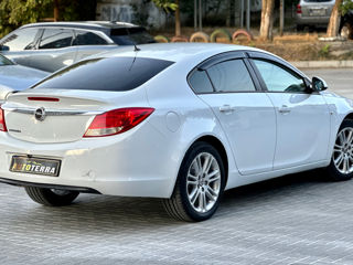 Opel Insignia foto 6