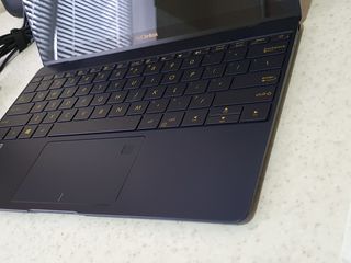 Новый Лучший ноутбук в мире Asus ZenBook UX390U. icore7 7500U до 4,5GHz. 4ядра. 16gb. SSD 512gb. foto 8