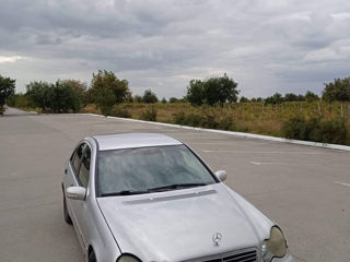 Mercedes C Класс