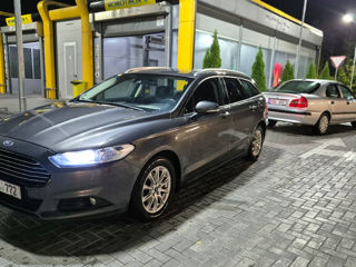 Ford Mondeo foto 5