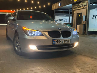 BMW 5 Series foto 7