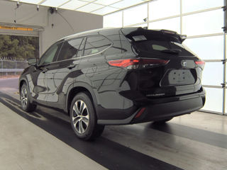 Toyota Highlander foto 8