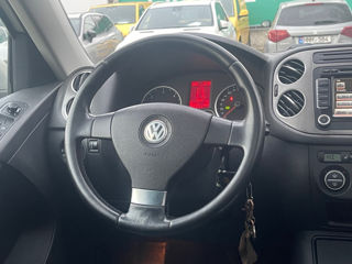 Volkswagen Tiguan foto 8