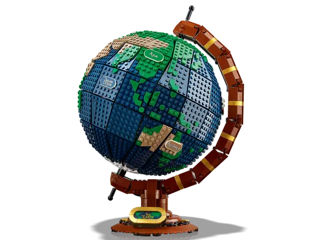 Lego The Globe