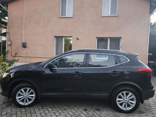 Nissan Rogue foto 4