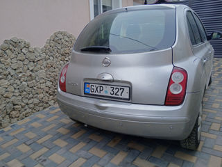 Nissan Micra foto 6