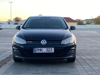 Volkswagen Golf foto 2