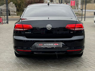 Volkswagen Passat foto 6