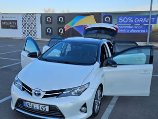 Toyota Auris foto 8