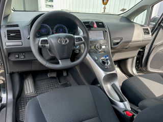 Toyota Auris foto 8