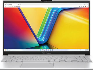 Asus ViviBook OLED 15 E1504FA Cool Silver (Nou)