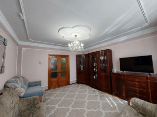 Apartament cu 3 camere, 76 m², Ciocana, Chișinău foto 2