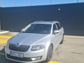 Skoda Octavia foto 1