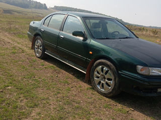 Nissan Maxima foto 2