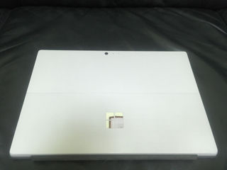 Microsoft Surface 1796 - note book and tablet - universal