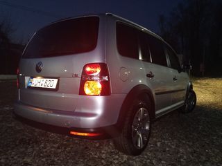 Volkswagen Touran foto 6