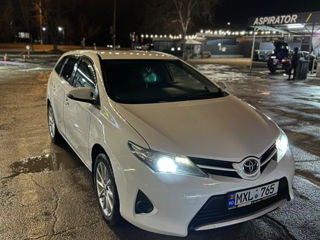 Toyota Auris foto 3